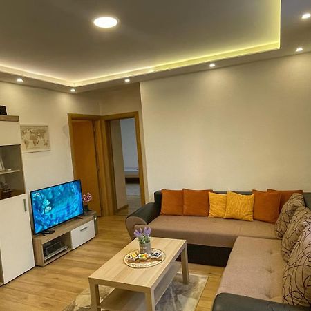 Old Town Oasis Apartment Podgoriţa Exterior foto